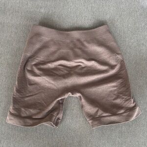 Alphalete Women's Taupe Bike Shorts